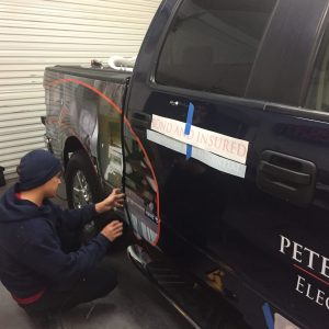 Installation-Petes-Custom-Trim-Truck-Vinyl-Wrap